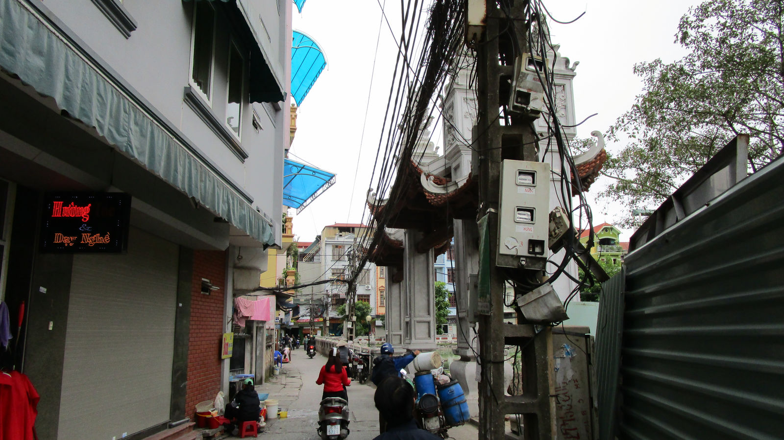Vietnam2014-124.jpg - Bemærk føring af elektriske kabler :-)