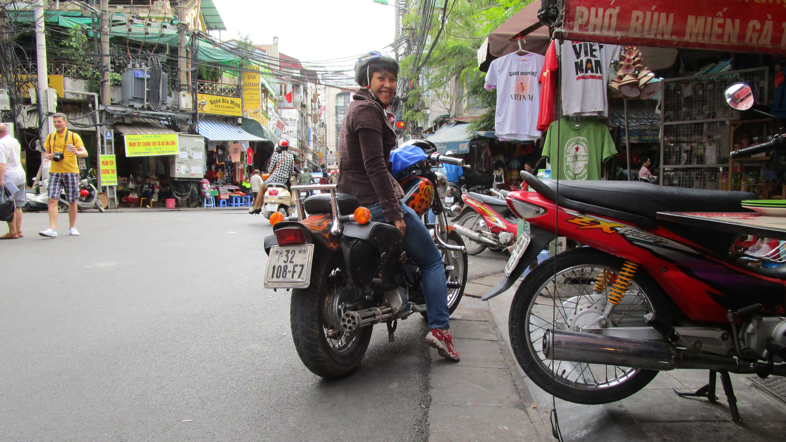 Vietnam2014-157.jpg - Bemærk udstødningen
