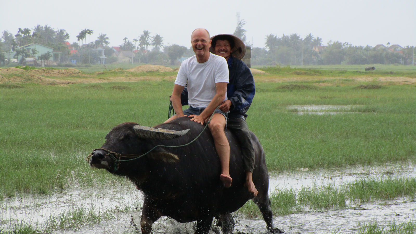Vietnam2014-458.jpg - Det var lidt svært at holde balancen !!!