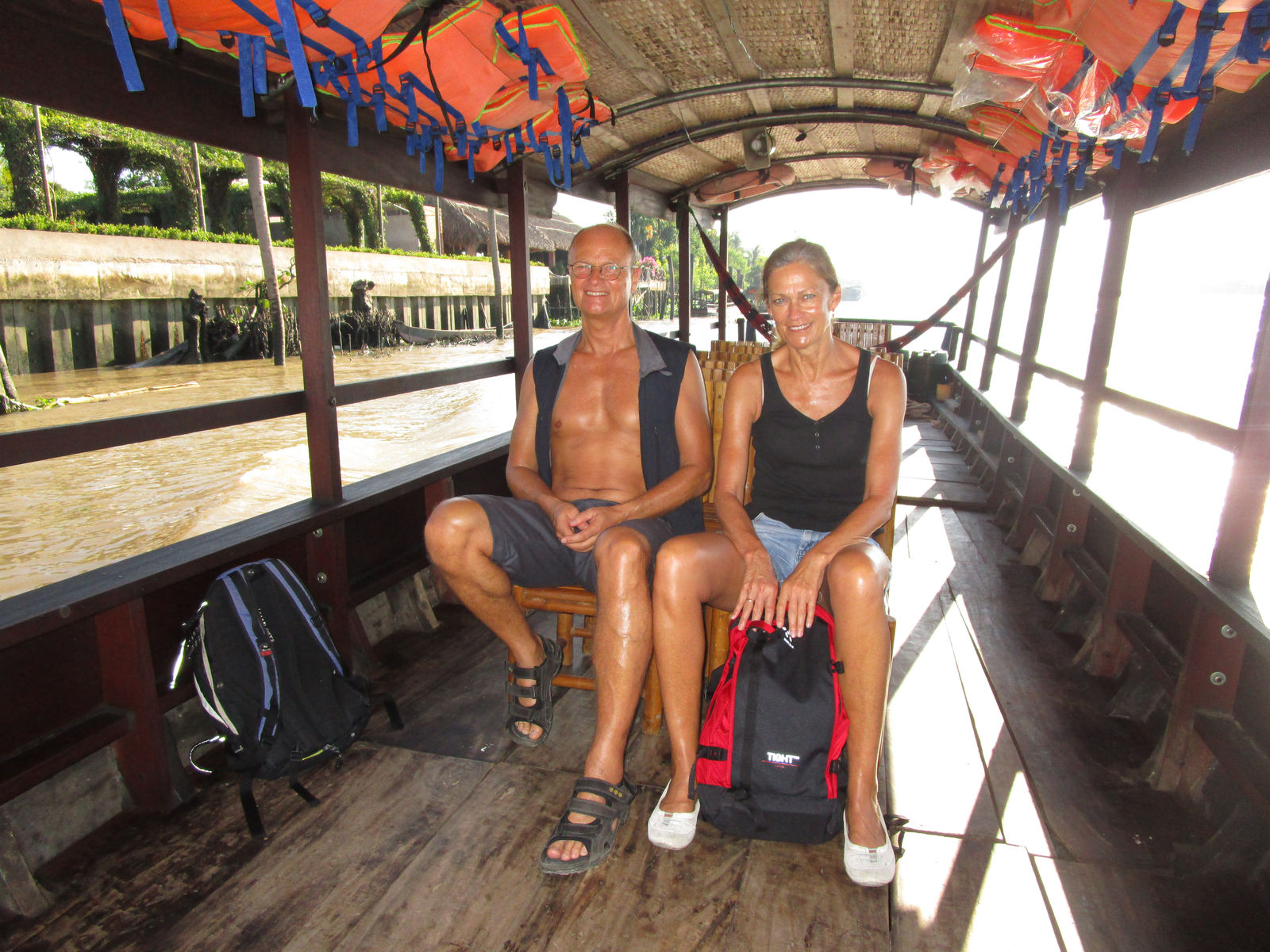 Vietnam2014-856.jpg - Klar til at besøge flydende marked og bagefter udforske markedet i byen Cai Be