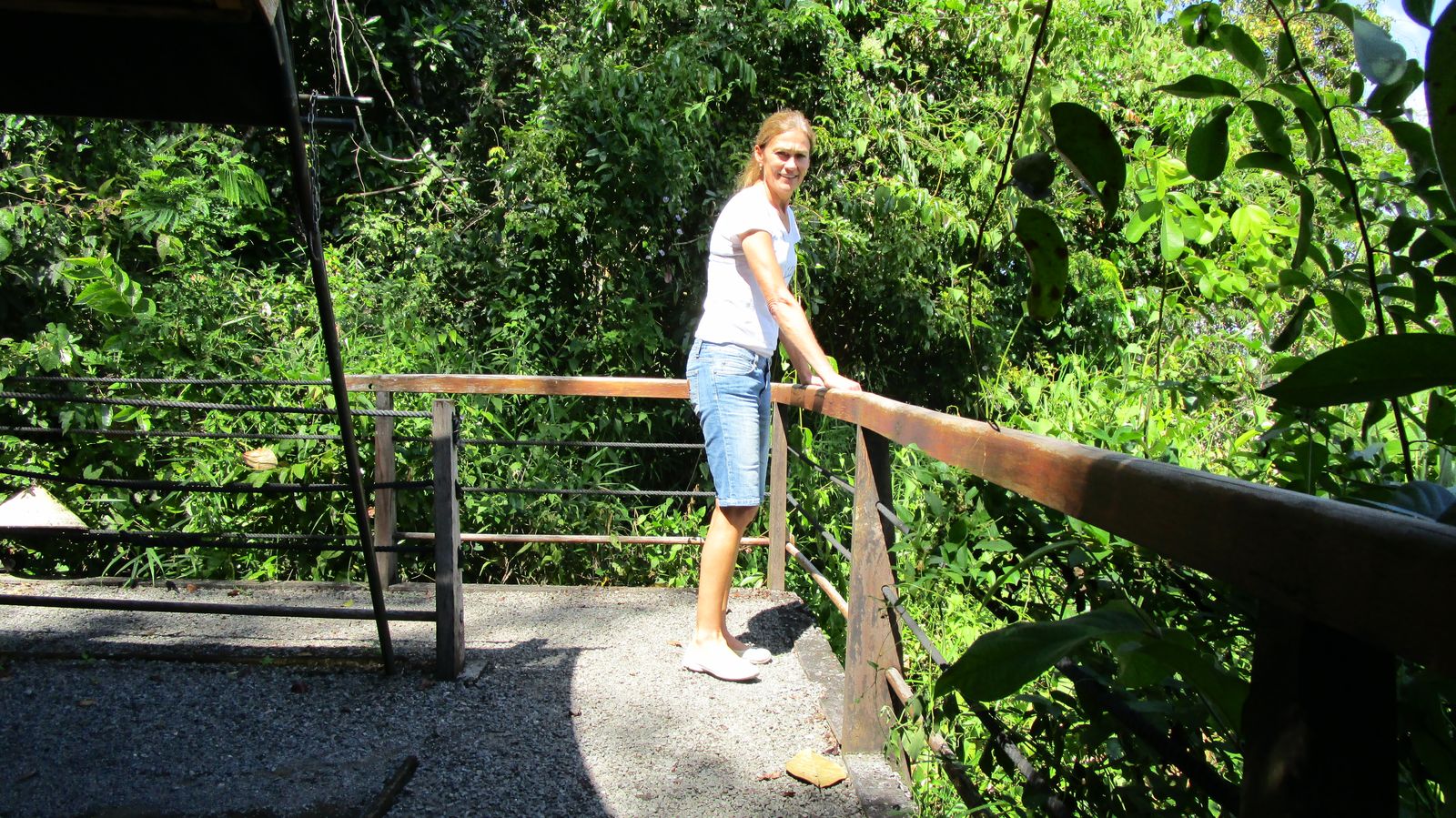 Vietnam2014-589.jpg - Vores veranda foran teltet