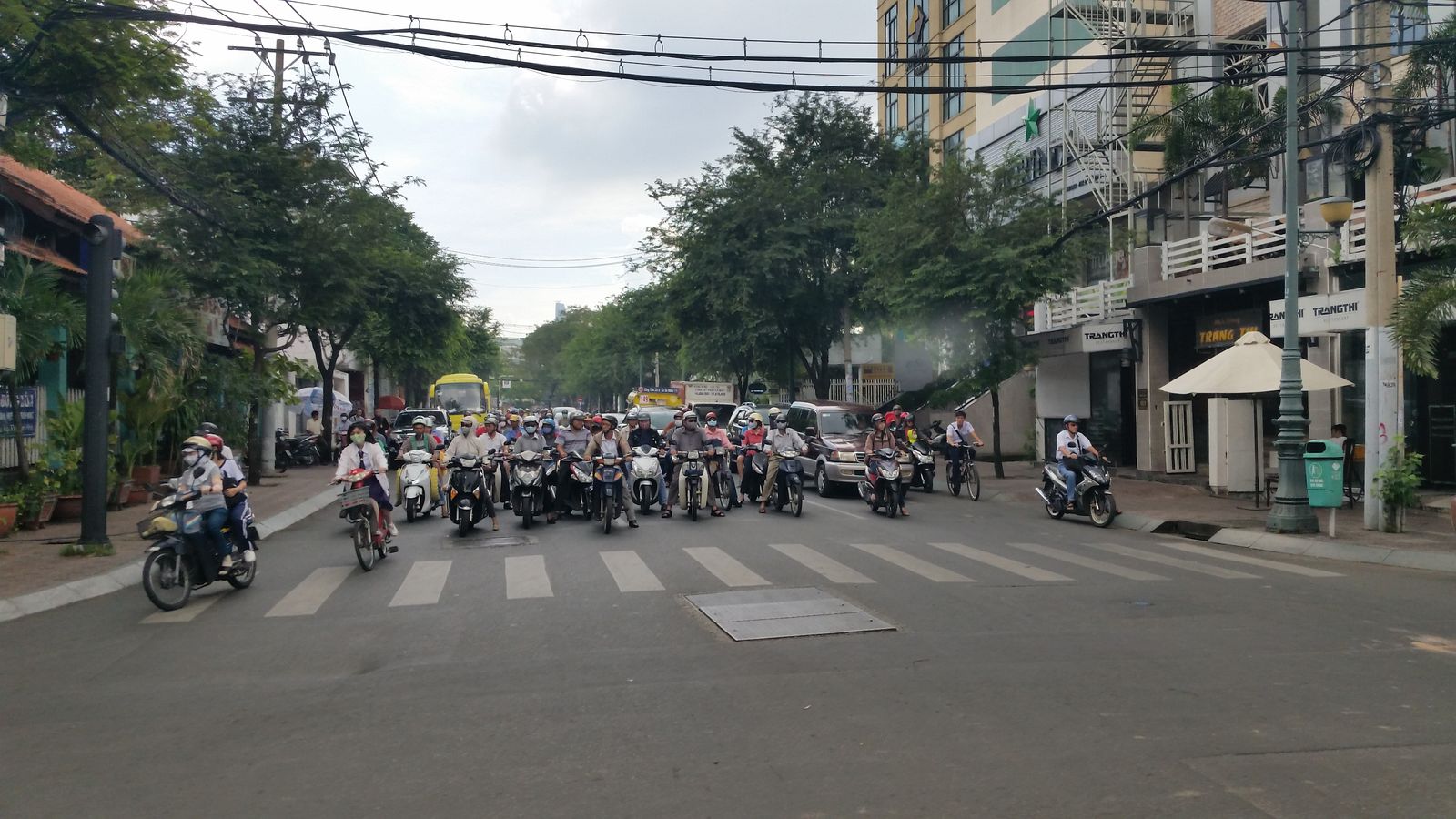 Vietnam2014-762.jpg - Trafik disciplin. Mere end i Hanoi :-)