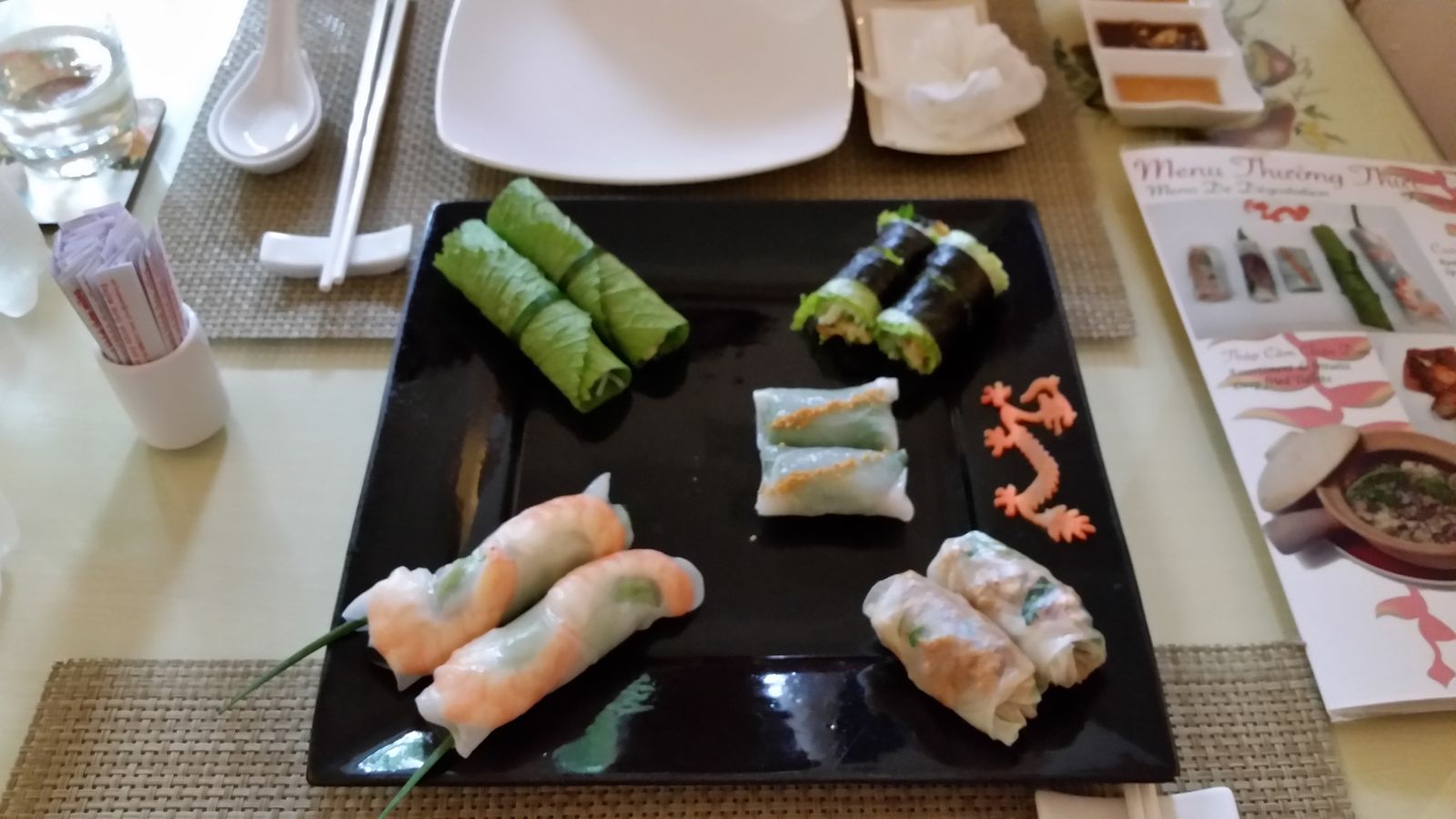 Vietnam2014-764.jpg - Bemærk den røde drage. Gulerod!