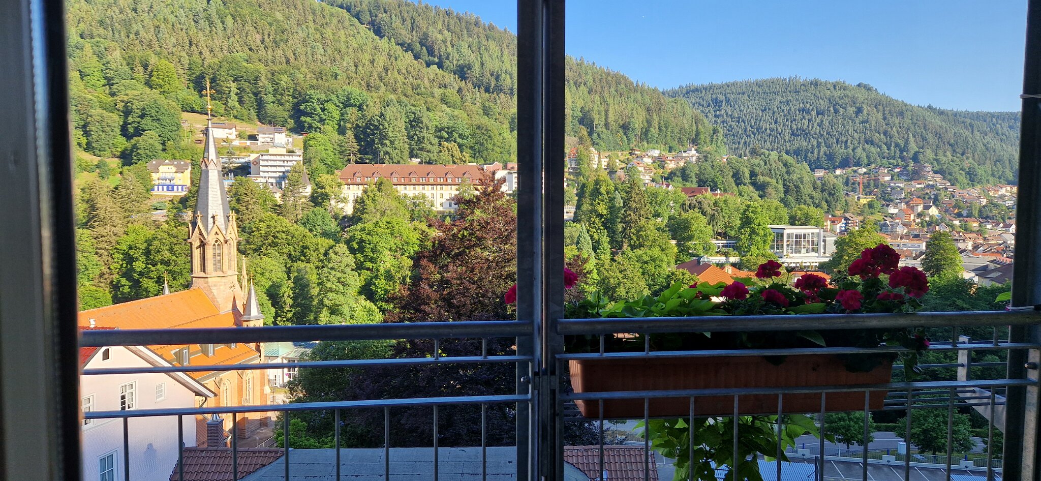 20220725_083028.jpg - Morgen udsigt fra suitens balkon